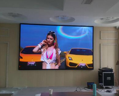 某醫(yī)療培訓中心會議室P2.5全彩屏及擴聲系統(tǒng) 某醫(yī)療培訓中心會議室P2.5全彩屏及擴聲系統(tǒng)