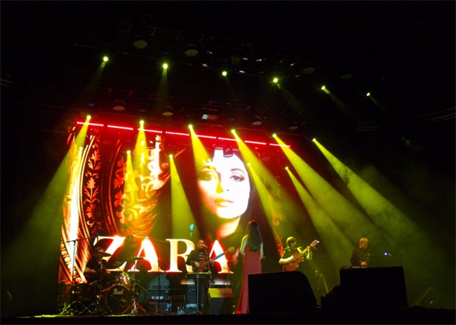 LED顯示屏拼接優(yōu)缺點(diǎn)的簡(jiǎn)單分析 LED顯示屏拼接優(yōu)缺點(diǎn)的簡(jiǎn)單分析